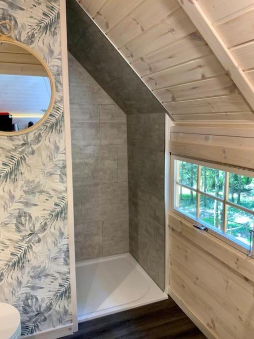La Cabane Perchee De La Mure Bongheat Екстер'єр фото